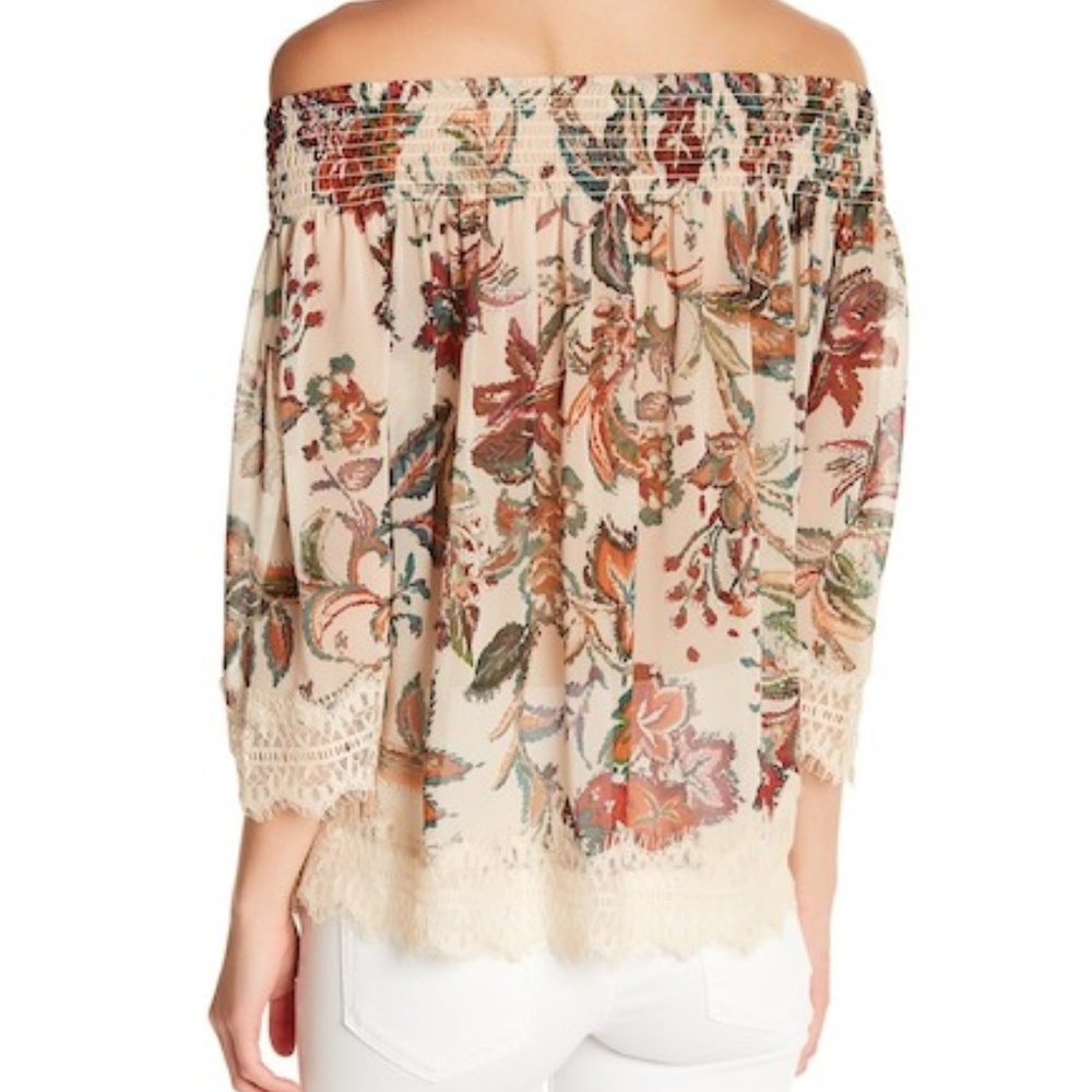 Willow & Clay Smock Off-The-Shoulder Floral Blouse - Picture 2 of 7